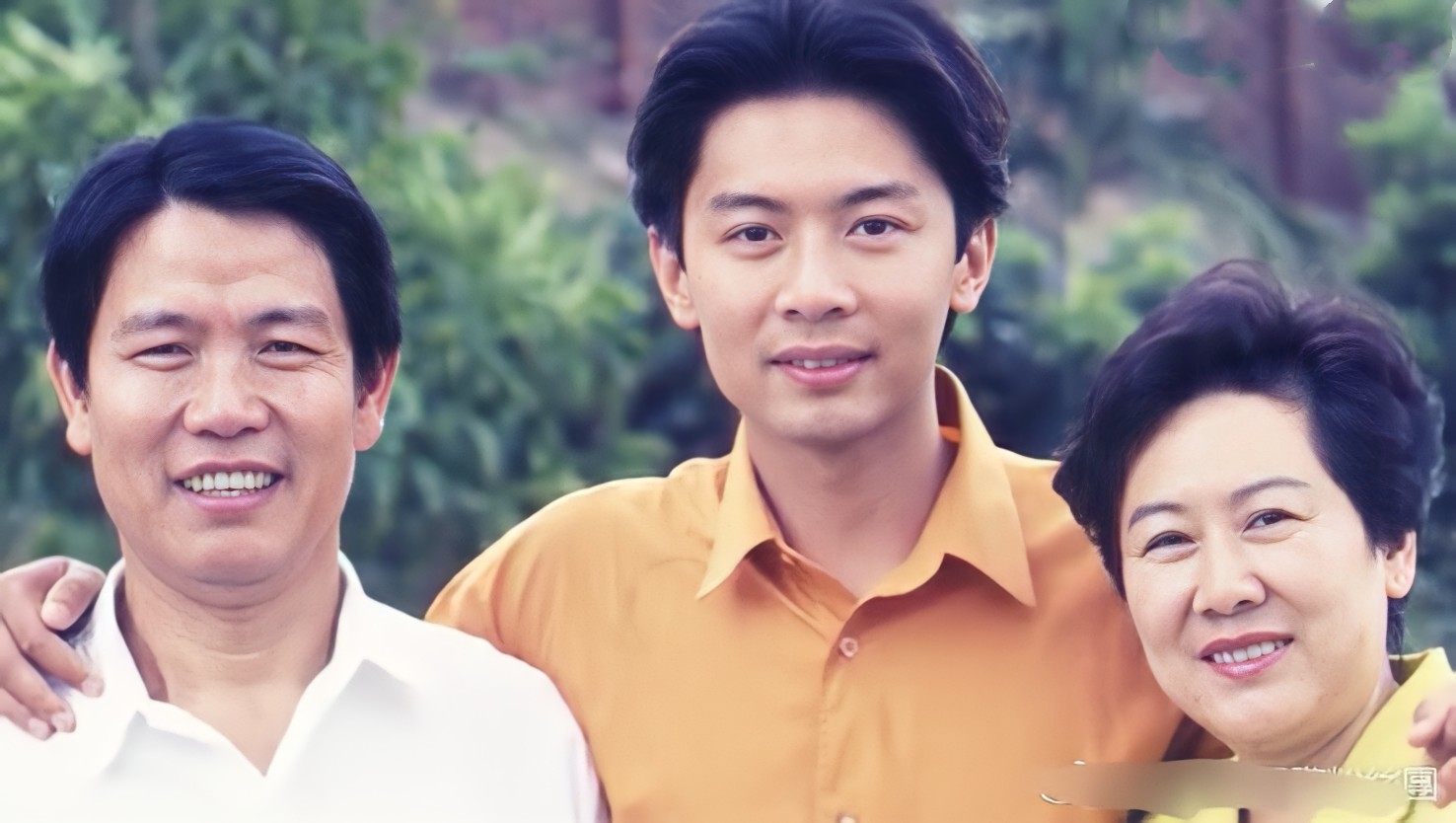 你我当年_照片修复_1667488697_mh1671590034036.jpg
