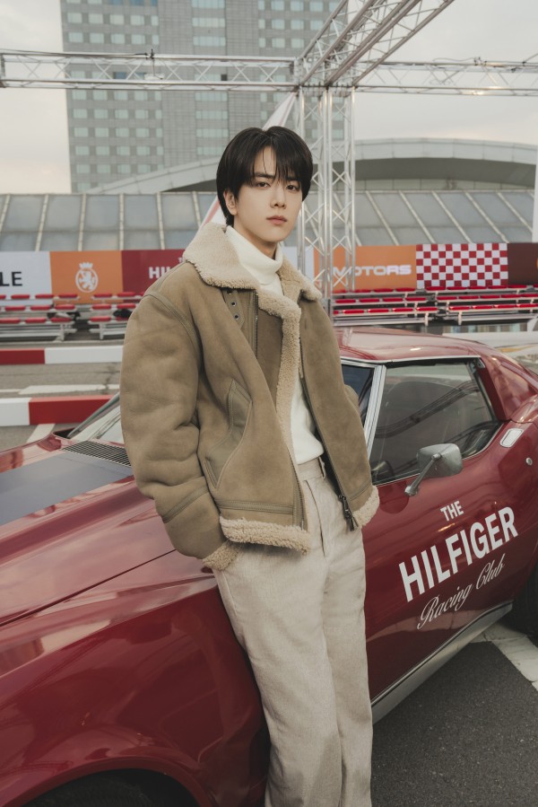 1762318198992400.jpg Tommy Hilfiger X Young Hoon (The boyz).jpg